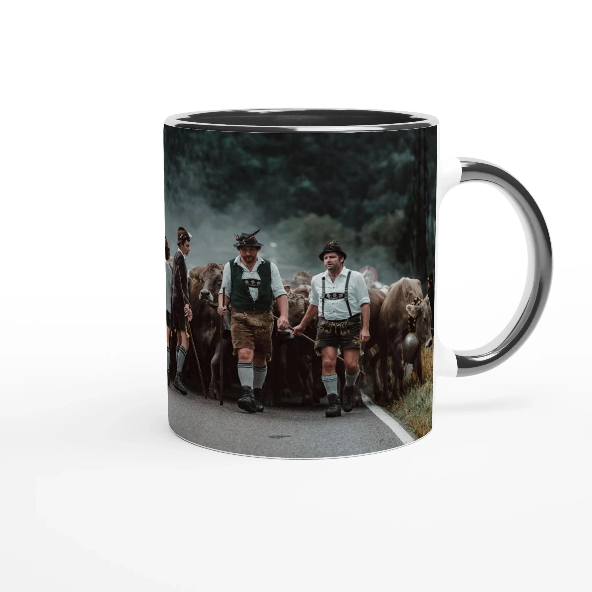 Tasse "Viehscheid Bad Hindelang 2025 (2)" 325ml mit Farbe an der Innenseite Keramikschwarz - Chris - Frumolt - Shop