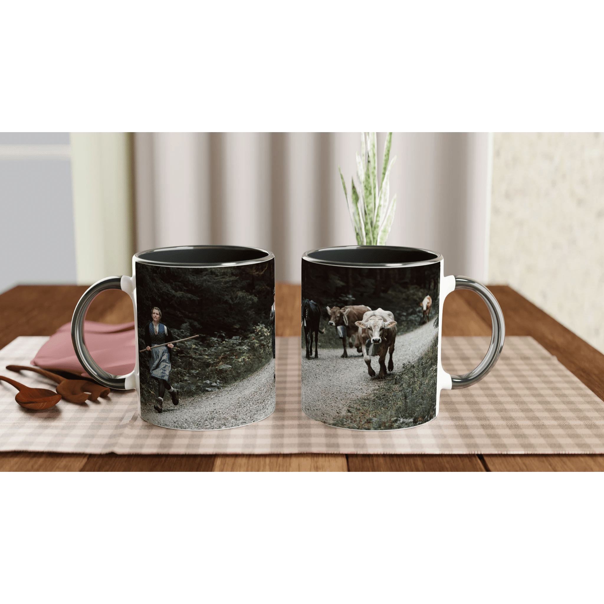 Tasse "Viehscheid Nesselwang XII 2025" 325ml mit Farbe an der Innenseite Keramikschwarz - Chris - Frumolt - Shop