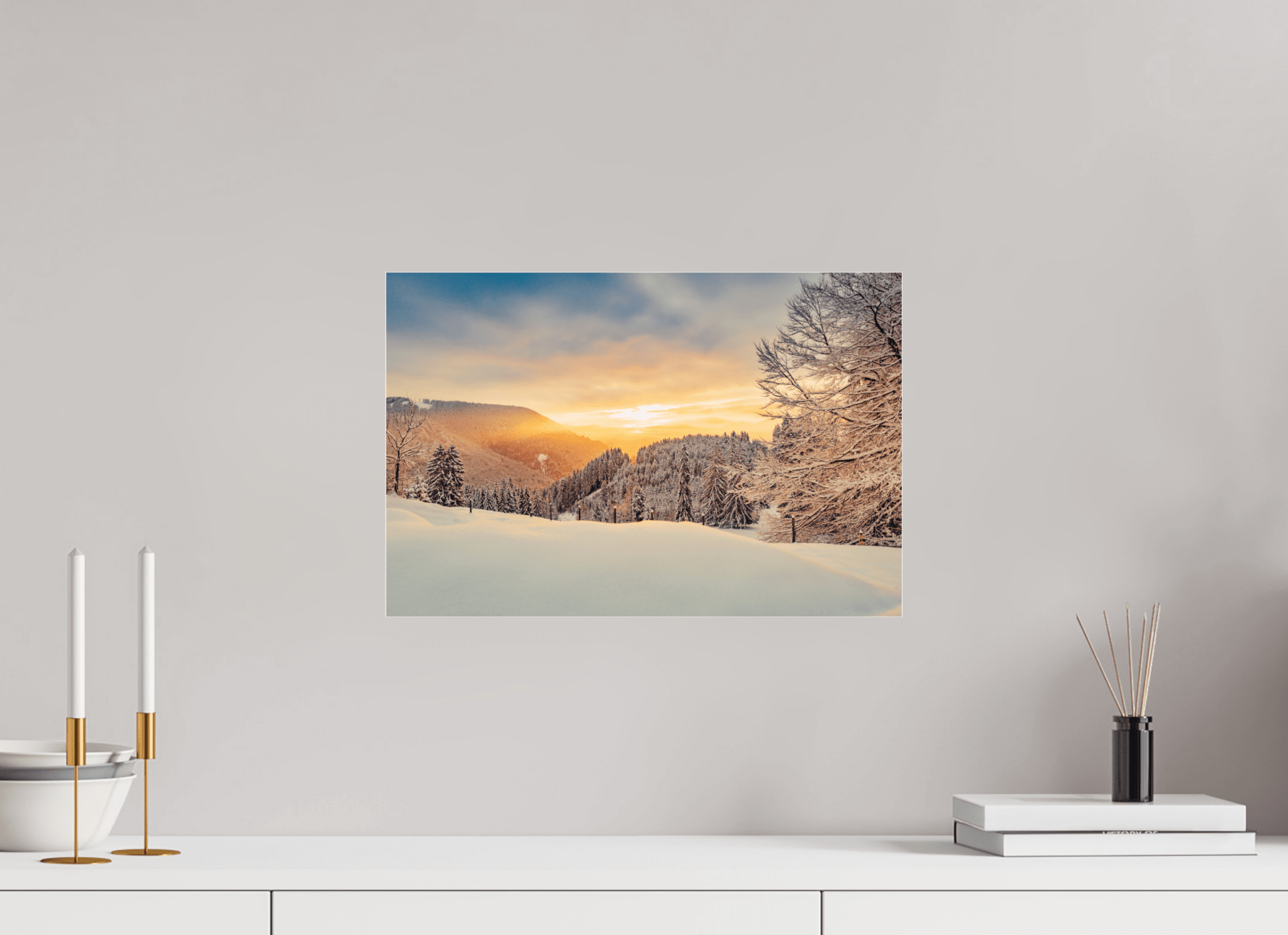 Winterlicher Buchenberg bei Sonnenaufgang. - Chris - Frumolt - Shop