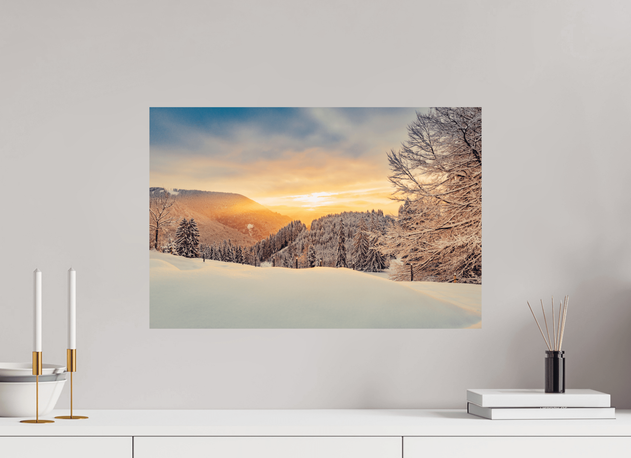 Winterlicher Buchenberg bei Sonnenaufgang. - Chris - Frumolt - Shop